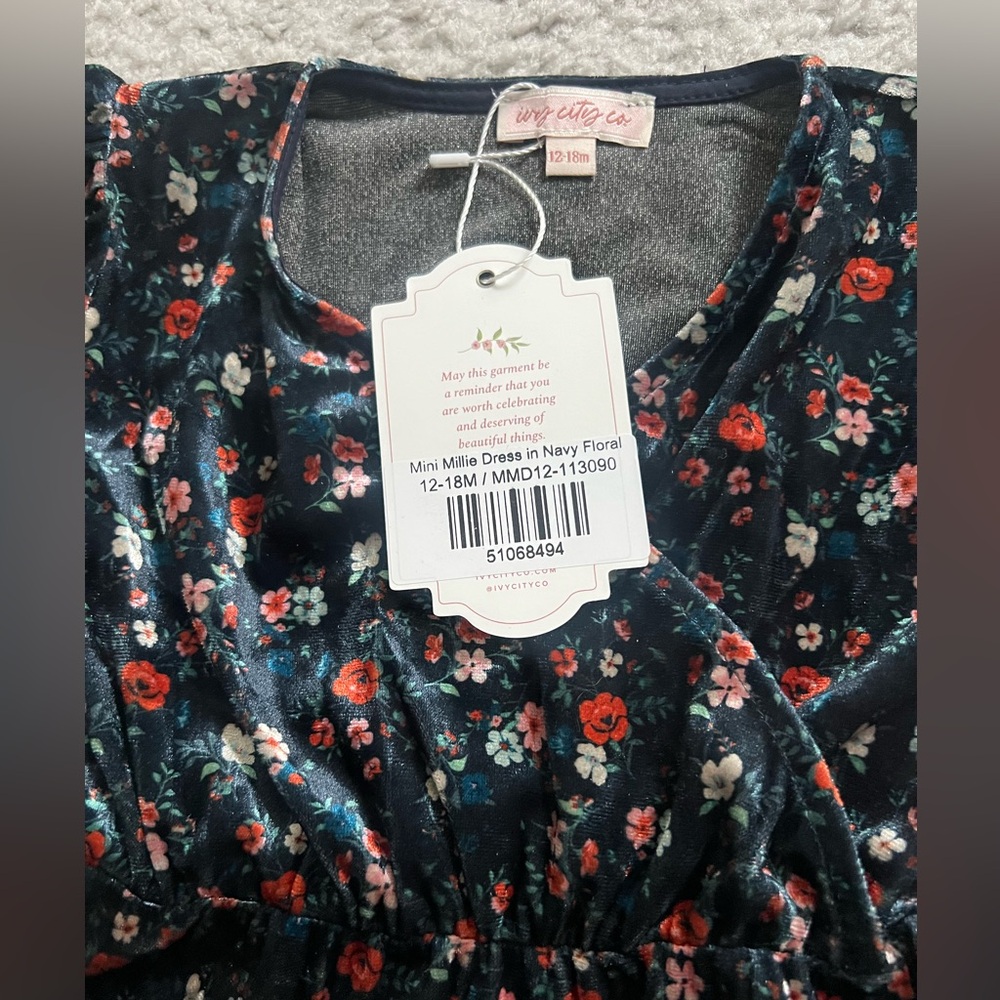 Ivy City Co Mini Millie Dress in Navy Floral 12-18 Months - Picture 2 of 4